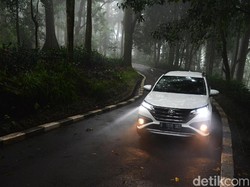SUV Rp 200 Jutaan yang Laris di Indonesia