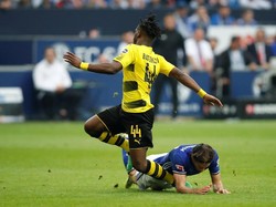 Cedera, Michy Batshuayi Terancam Absen di Piala Dunia 2018