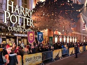Pertunjukan Teater Harry Potter di New York Habiskan Dana Rp 931 M Pertunjukan Teater Harry Potter di New York Habiskan Dana Rp 931 M