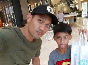 Kompaknya Ibnu Jamil dan Putra Semata Wayangnya, Maula