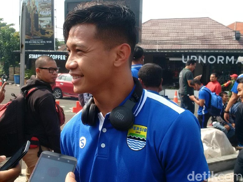 Bek Persib Imbau Jangan Ada Lagi Kericuhan Suporter Bek Persib Imbau Jangan Ada Lagi Kericuhan Suporter