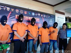 Bule AS yang Acungkan Jari Tengah, Polisi: Belum Dibina