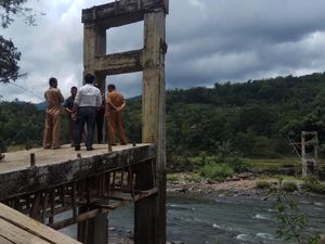PUPR Belum Tahu Penyebab Proyek Jembatan di Maros Mangkrak PUPR Belum Tahu Penyebab Proyek Jembatan di Maros Mangkrak