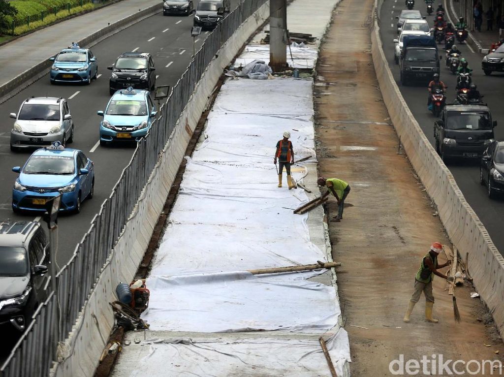 Pemprov: Ada Pengusaha Tolak Pelebaran Trotoar Kemang Pemprov: Ada Pengusaha Tolak Pelebaran Trotoar Kemang