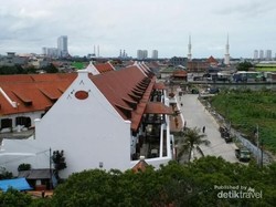 Nostalgia Zaman Batavia dari Menara Ini