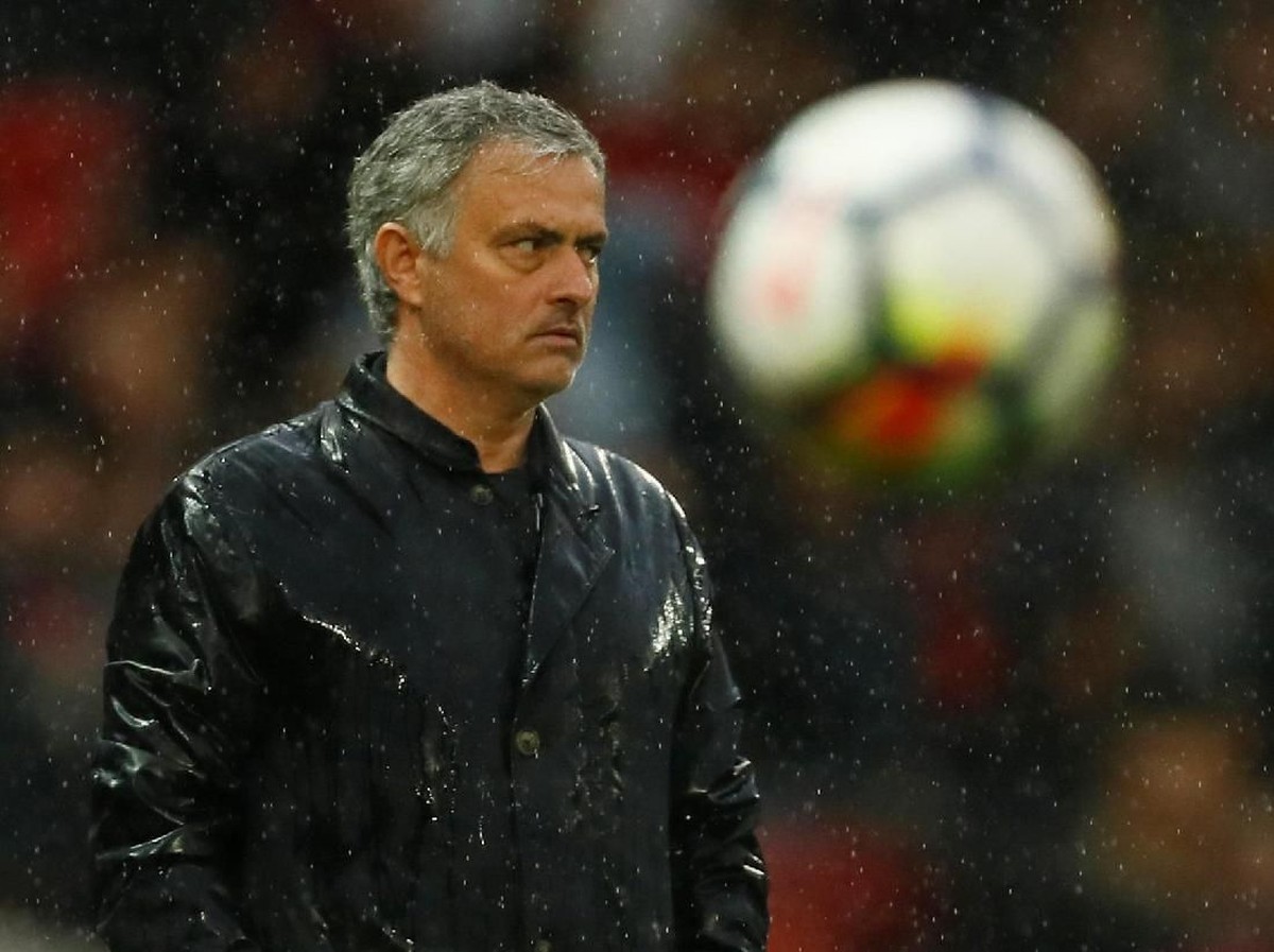 Kata Jose Mourinho, Manchester City layak jadi juara Liga Inggris (Reuters/Jason Cairnduff)