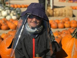 Alergi Matahari, Bocah 7 Tahun Harus Selalu Pakai Baju Pelindung