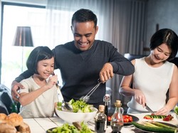 Dear Suamiku, Mengasuh Anak Jadi Tanggung Jawab Kita Berdua Lho