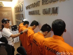 Polisi Tangkap Penjual Database ke Sindikat Pembobol Kartu Kredit