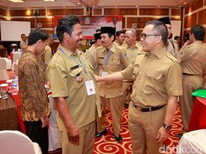 Kepala Desa di Banyuwangi Harus Ciptakan Program Ekonomi Rakyat Kepala Desa di Banyuwangi Harus Ciptakan Program Ekonomi Rakyat