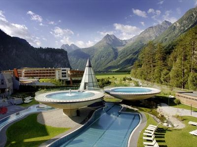 Foto: 10 Hotel Paling Populer di Instagram