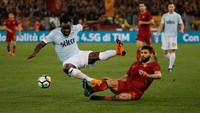 Pada akhirnya, tidak ada gol yang tercipta. Laga cuma memunculkan skor kacamata alias 0-0. REUTERS/Max Rossi.