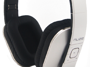 Canggih, Headphone Ini Dilengkapi Teknologi NFC Easy Pairing