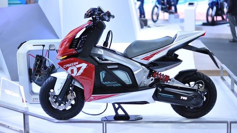 Pabrikan India Berlomba Buat Skuter Listrik
