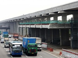 Perbandingan Biaya LRT yang Dibangun Pakai Tiang dan Tidak