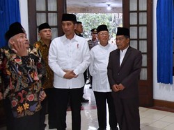 Jokowi Kunjungi Kantor MUI Jabar