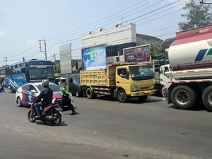 Jembatan Babat Widang Ambrol, Ini Pengalihan Arus Lalu Lintas Jembatan Babat Widang Ambrol, Ini Pengalihan Arus Lalu Lintas