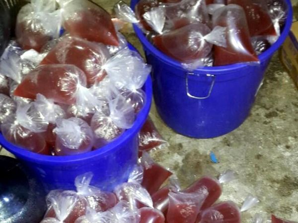 Foto: Penampakan Miras Oplos Pembersih Lantai Made in Cianjur