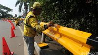 Foto: Pagar Flyover Senayan Dipercantik