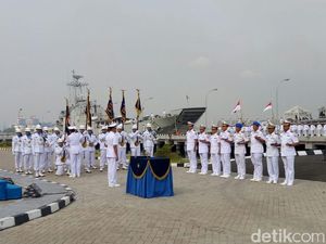 Pangarmabar Minta Pejabat Baru Siap Tempur Jaga Perairan Barat RI Pangarmabar Minta Pejabat Baru Siap Tempur Jaga Perairan Barat RI