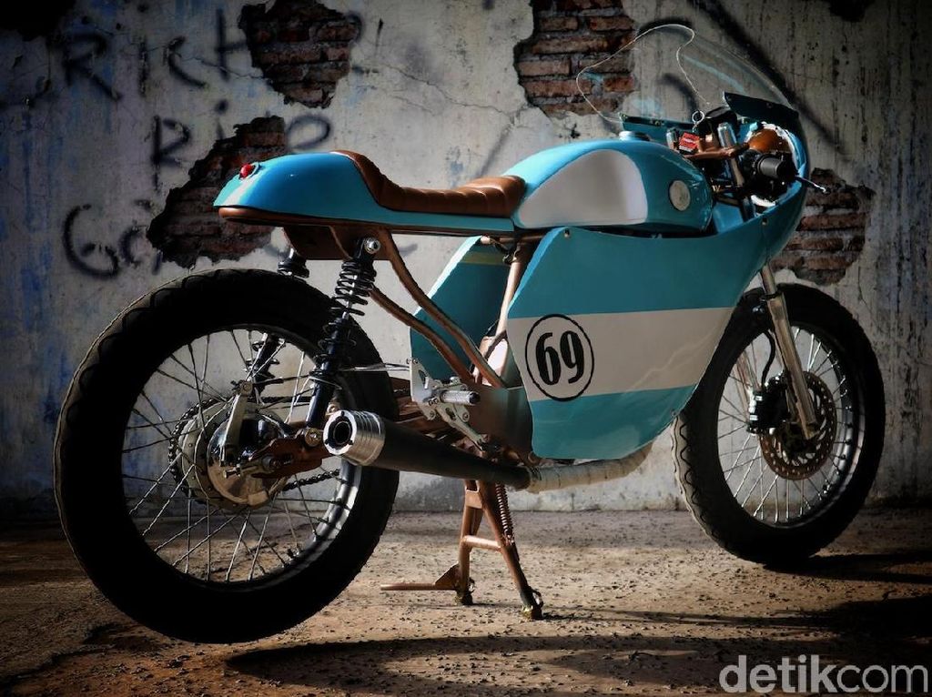 Motor Bernomor 69 Punya Gibran Diboyong ke Jakarta Motor Bernomor 69 Punya Gibran Diboyong ke Jakarta