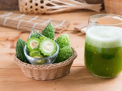 Segar Pahit Jus Pare Efektif Turunkan Berat Badan