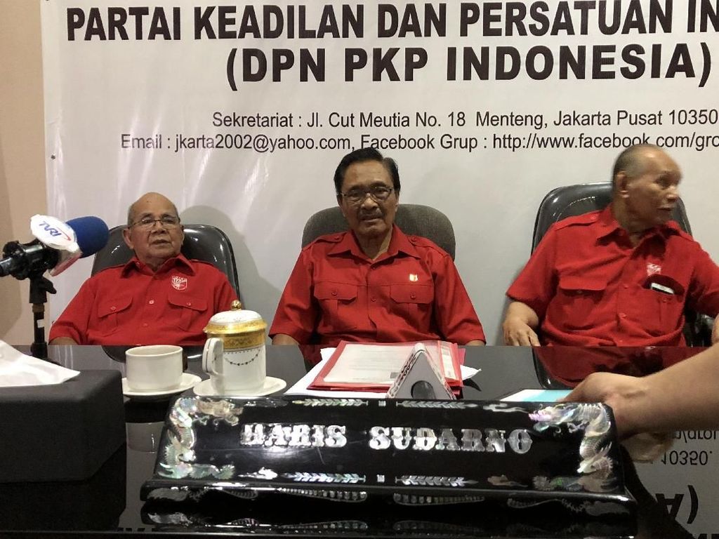 Hendropriyono Mundur, Perpecahan PKPI Kembali Muncul Hendropriyono Mundur, Perpecahan PKPI Kembali Muncul