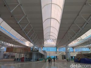 Pelaku UMKM Keluhkan Mahalnya Sewa Kios di Bandara Kertajati