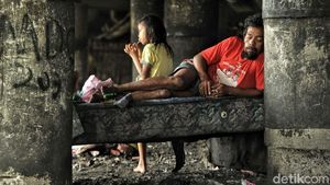 Melihat Pengungsi Korban Kebakaran Papanggo