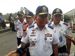 Pos Larangan Mudik di Km 31 Tol Cikampek, Pengendara Diminta Putar Balik