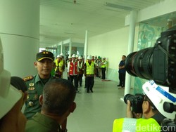 Helikopter Jokowi Mendarat Mulus di Bandara Kertajati