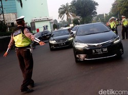BPTJ: Ganjil-Genap Tetap Berlaku bagi Mobil Pejabat Pelat RF