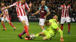 Deretan Blunder-blunder Kiper Paling Kocak