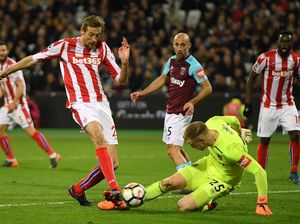 Deretan Blunder-blunder Kiper Paling Kocak Deretan Blunder-blunder Kiper Paling Kocak