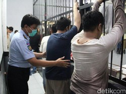 Razia Besar-besaran di Medaeng, Petugas Sita Garpu hingga Gergaji