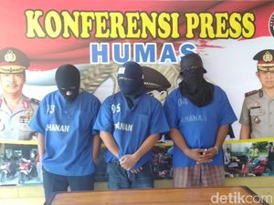 Saling Tuding Antar Panitia dan Penari Erotis, Mana yang Benar? Saling Tuding Antar Panitia dan Penari Erotis, Mana yang Benar?