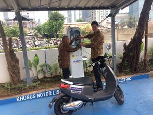 Viar Sudah Bisa Jual 500 Unit Motor Listrik Sebulan