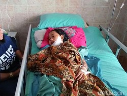 Intan Sempat Kritis Kena Runtuhan Gudang Walet di Cirebon