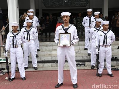 Upacara Pemakaman Amoroso Katamsi