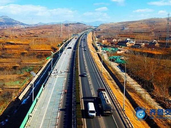 Canggih! Jalan di Negara-negara Ini Hasilkan Listrik