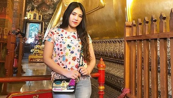 Liburan Ke Luar Negeri, Pipi Via Vallen Tambah Chubby