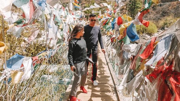 Liburannya Nikita Willy & Pacar ke Negara Paling Bahagia Sedunia