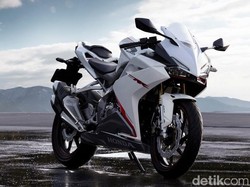 Honda CBR250RR Putih, Keren Abis!