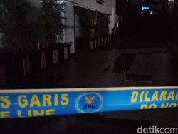 Ditutup Total, Sense Karaoke Gelap Gulita