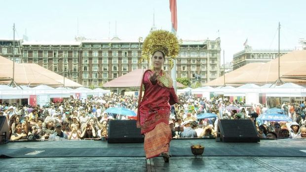 Tari Cerana dibawakan oleh Nayely Bernal di Panggung Utama Feria Internacional de las Culturas Amigas (FICA) 2018, Meksiko.