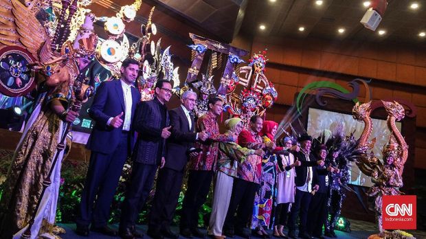 Cerita Intan 17 Tahun Bersama 'Jember Fashion Carnaval'