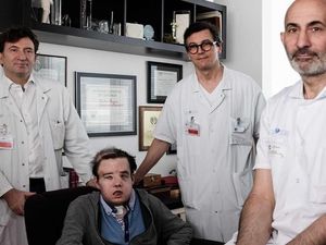 Akibat Mutasi Genetik, Pria Ini Jadi Punya Tiga Wajah