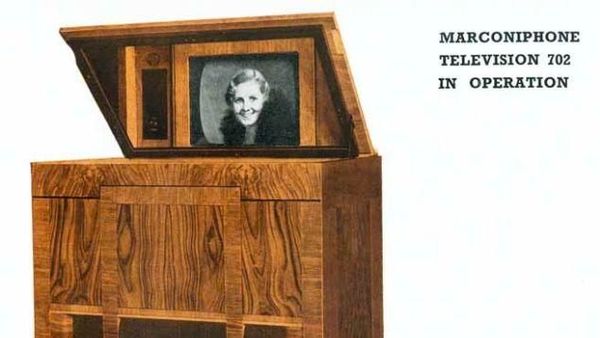 12 Bentuk TV Jadul Paling Aneh, Kamu Nggak akan Nyangka Pernah Ada