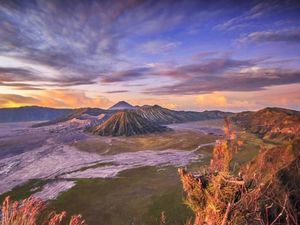 Bromo yang Indah dari Sisi Manapun