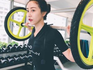 Potret Dosen Cantik dari China yang Dijuluki Dewi Gym